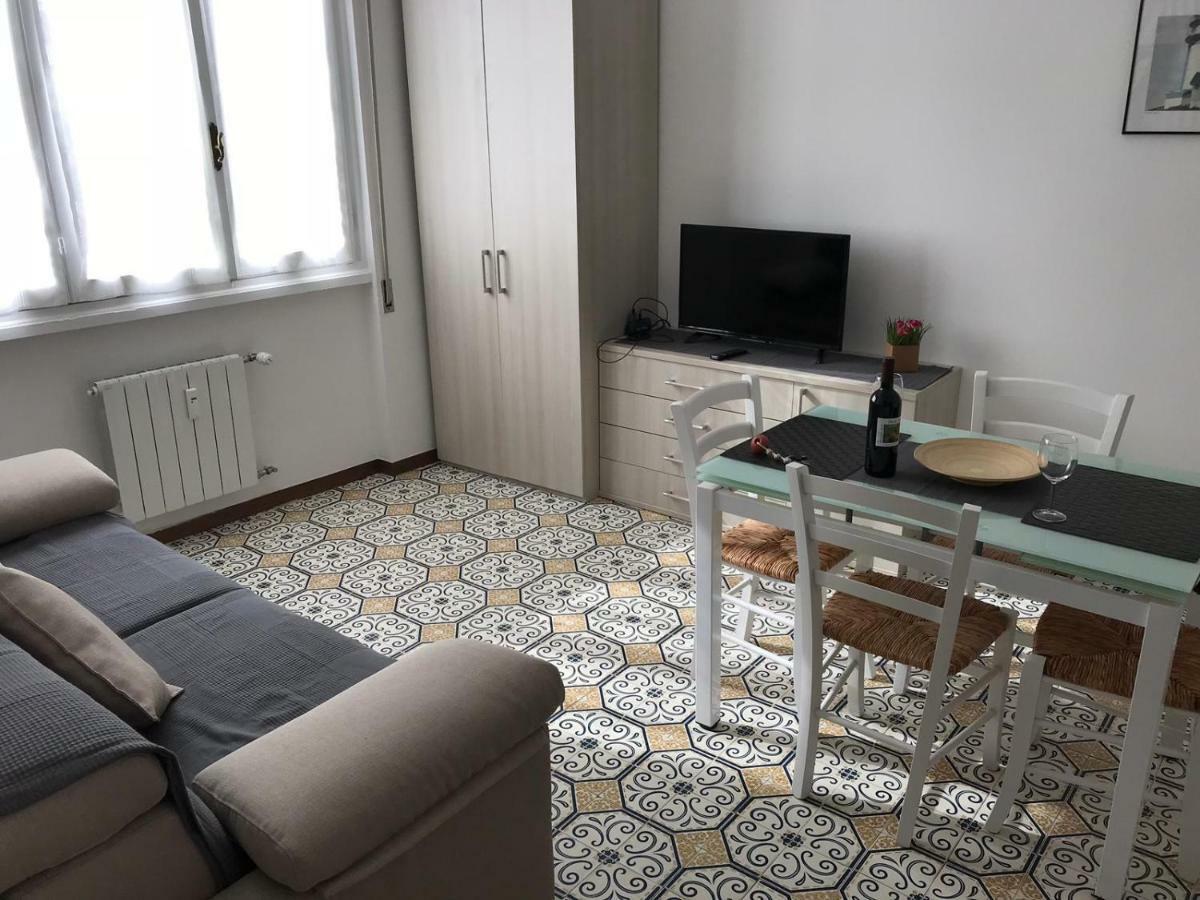 Casa Gli Scogli Apartment เคียวารี ภายนอก รูปภาพ
